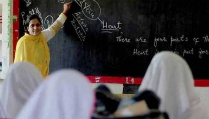 پنجاب حکومت کی 14 ہزار سے زائد اساتذہ کو ریگولر کرنے کی سفارش